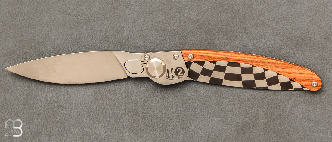 Couteau K2 système K-LOCK - Décor racing par Roger Orfèvre - Bois de rose