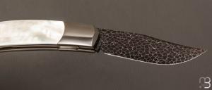    Couteau  "  Foxy " custom par Maxime Belzunce - Nacre et damas "Nebula"