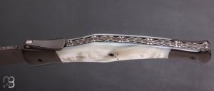 Couteau "Navaja" à palanquille de Pierre Thomas - Atelier Odae - Nacre blanche et N690