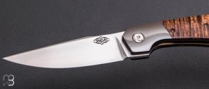  Couteau " Sweetbeat " custom par Thierry Savidan - Koa et lame en CPM154