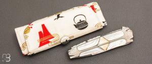   Couteau " Tojin " custom par Koji Hara - Nacre blanche et Cowry-Y