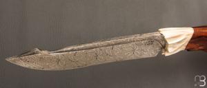    Couteau droit par Nicolas Mestrallet - Atelier du couteau de Vaunaveys - Lame forgée acier damas mosaïque et loupe de bois de fer