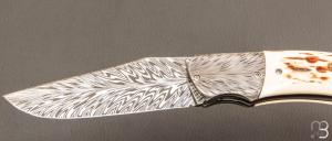 Couteau " pièce unique " par Joël Grandjean - Ivoire de mammouth et lame en damas plume