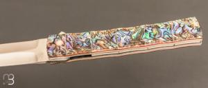    " Dague " custom par Koji Hara - Abalone et lame en Cowry-Y