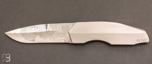   Couteau  "  Enigma " custom par Gustavo Thome Cecchini - GTC Custom Knives  - Titane et Elmax San-Maï damascus