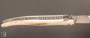   Couteau " Laguiole d'art 13 CM  " de Jérôme Lamic - Bois de cerf sambar et 14C28N
