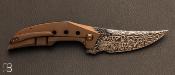 Couteau " Bronze anodized Velocity " custom par Tashi Bharucha
