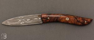 Couteau  " le Nv " pliant  par Tim Bernard - Loupe de Bois de fer et lame damas