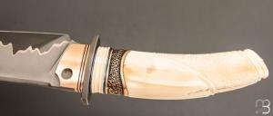   Couteau "Pièce unique  " de Benoit Maguin - Lame sandwich et ivoire de phacochère