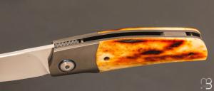  Couteau  "  SHUT " par Thierry Savidan - Cerf sambar et RWL-34