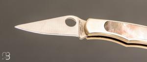   Couteau SPYDERCO BUG maillechort / abalone - C133AP