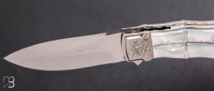      Couteau " Tou " liner-lock custom par Koji Hara - Nacre blanche