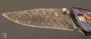 Couteau "  linerlock " custom par Allen Elishewitz - Bois de fer et damas