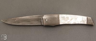    Couteau  " liner-lock custom " par Alain & Joris Chomilier - Nacre et damas de Chad Nichols