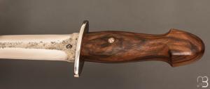    Dague noyer et lame forgée par Jean Paul SIRE