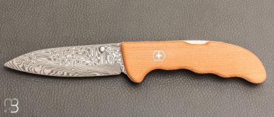  Couteau Victorinox " Special Evoke Wood DAMAST LIMITED EDITION 2026 " - 0.9410.J26