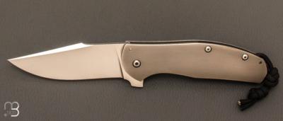 Couteau " Large Bear Flipper " titane par Ray Laconico