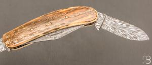 Couteau " Le DUCK de John Wayne " custom par Eric Depeyre - ivoire de mammouth et lames damas plume