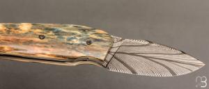    Couteau  "  custom " par Christophe Arbogast - Ivoire de mammouth et lame damas plume