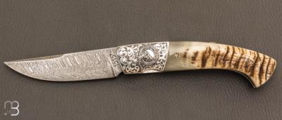  Couteau de poche 1515 édition limitée ''L'Approche au Mouflon'' lame Damas par Manu Laplace