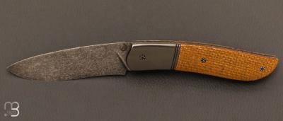    Couteau  "  Gyr " front flipper custom par Tim Bernard - Micarta  et Zirconium