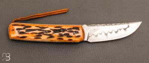 Couteau  "  Sanjo " custom os cerfé et acier 115w8 par Guy Poggetti
