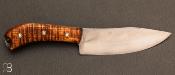 Couteau droit forgé "LargeTeumessian" érable ondé de Pierre Henri Monnet