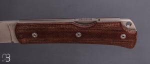    Duo couteaux " Le Gentleman "  par Eric Parmentier et éditions G - Micarta