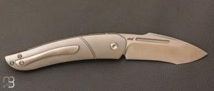  Couteau " Alcyon Full Titanium " button-lock par Bastards Knives X Tim Bernard