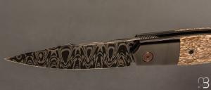    Couteau  " Liner-Lock custom  " par Florian Dreyer FD-Knives - Os de dinosaure et damas