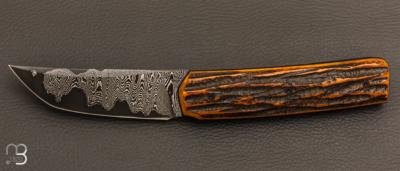   Couteau " Sanjo " par Guy Poggetti - Os cerfé et damas