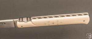 Couteau  " Yssingeaux " d'exception par Pascal et Isabelle Graveline - Mammouth clouté d'or et RWL34