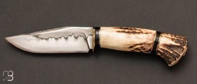 Couteau droit bois de cerf et acier C105 par Grégory Picard
