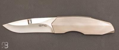  Couteau  "  Enigma " custom par Gustavo Thome Cecchini - GTC Custom Knives  - Titane et CPM-154