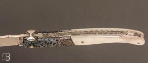 Couteau  " Laguiole pièce unique " de poche par Philippe Voissière - Corail et nacre