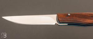 Couteau  "  Button-lock  " custom par Roberto Ottonello - Bois de fer