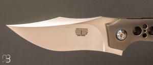 Couteau   "  Die Hard " custom par Tashi Bharucha