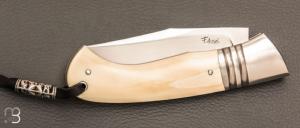    Couteau " Satan'ass " custom par Frédéric Augé - Ivoire de phacochère et lame en RWL34