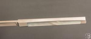 Couteau " Slipjoint " custom de Lionel Lalague - Nacre et lame en RWL34
