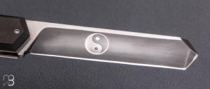   Couteau " Yin et yang " de Philippe Ricard - Damas / Carbone