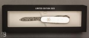 Couteau " Special Companion Damast Limited Edition 2025 " par Victorinox - 1.3901.J25
