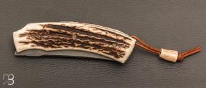    Couteau " 1310 " liner lock bois de cerf et RWL34 de SMZ Flammes de forge