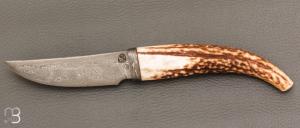 Couteau  " Droit " bois de cerf et lame damas par Jean Paul SIRE