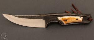  Couteau droit Espadon ivoire de phacochre par Pierre Reverdy