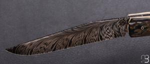    Couteau " Laguiole" par Tim Bernard - Ivoire de mammouth et damas Plume