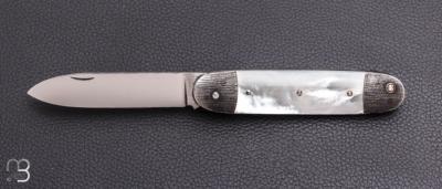  Couteau " Navette Nogentaise " de collection par Benjamin Mittay - Nacre blanche