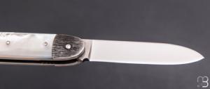   Couteau " Navette Nogentaise " de collection par Benjamin Mittay - Nacre blanche