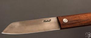 Couteau de poche L'Okto en noyer par Frédéric Maschio