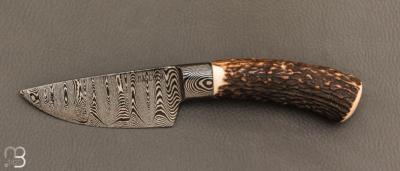    Couteau Semi intégral custom fixe de Israel Nascher  - Bois de cerf et damas
