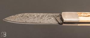 Couteau  "  Slipjoint " custom par Karim Valentin - Les couteaux D'Hure - Ivoire de mammouth et lame en damas multi-barreaux 